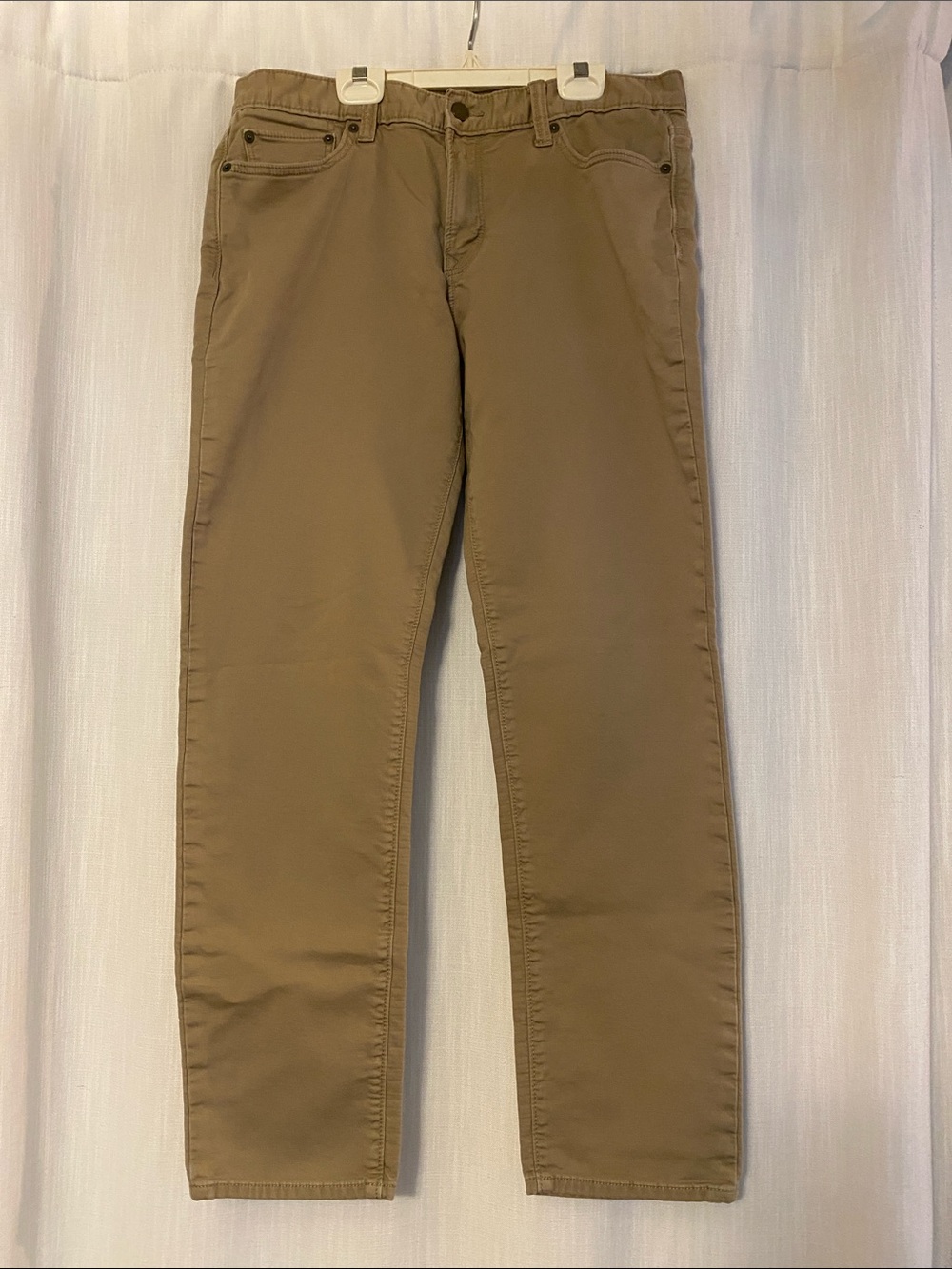 Banana Republic Travel Jean Slim Straight in Khaki Brown